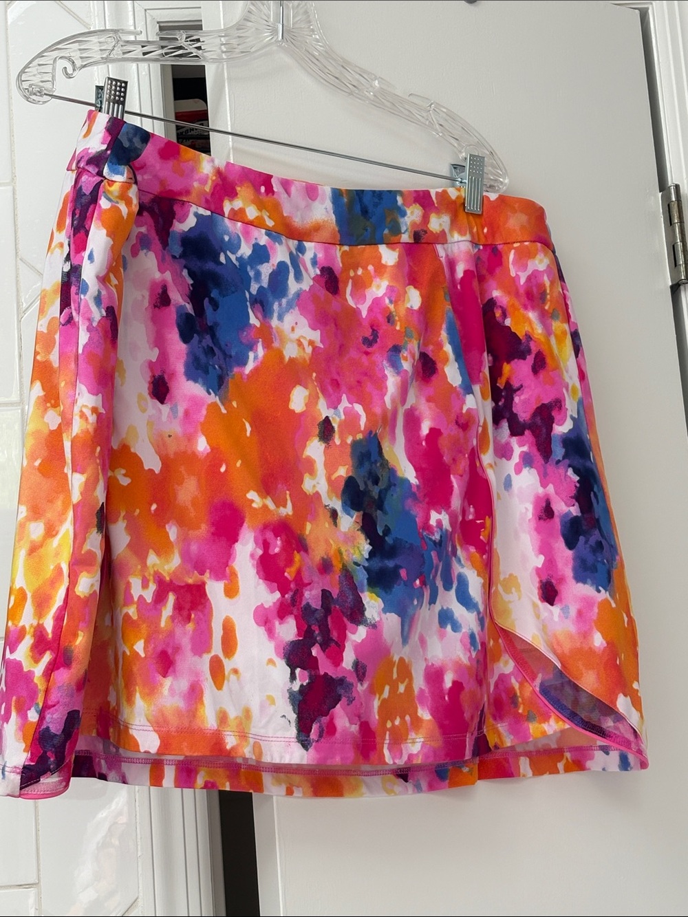 Vibrant Watercolor-Print Women’s Golf Skort